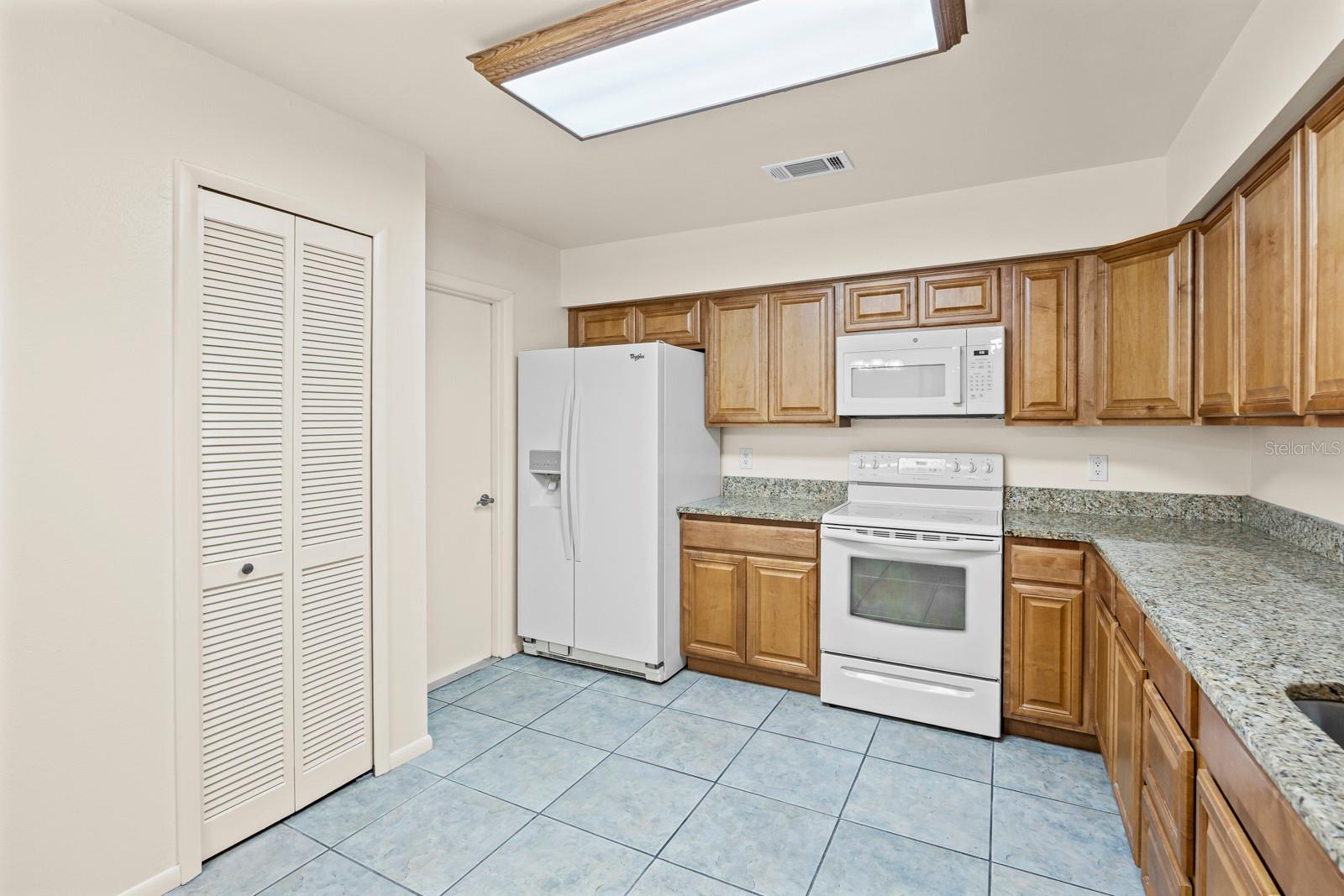 FRST OAKS - Residential