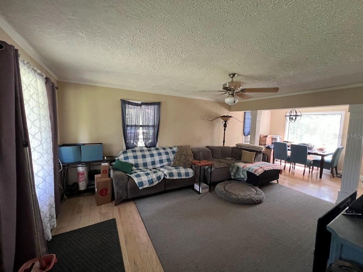 4127 MAHOGANY BOULEVARD