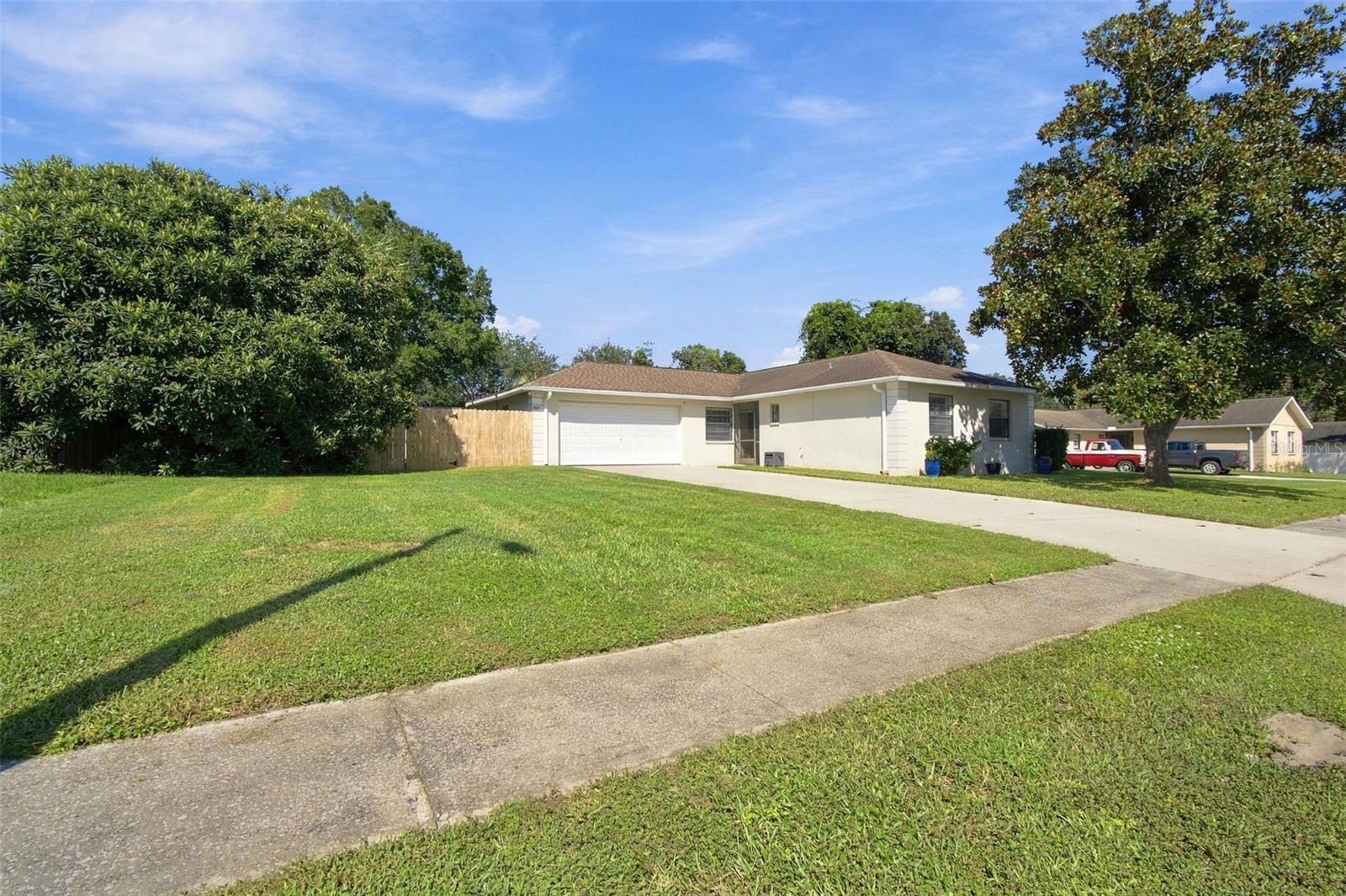 38611 FERM CIRCLE