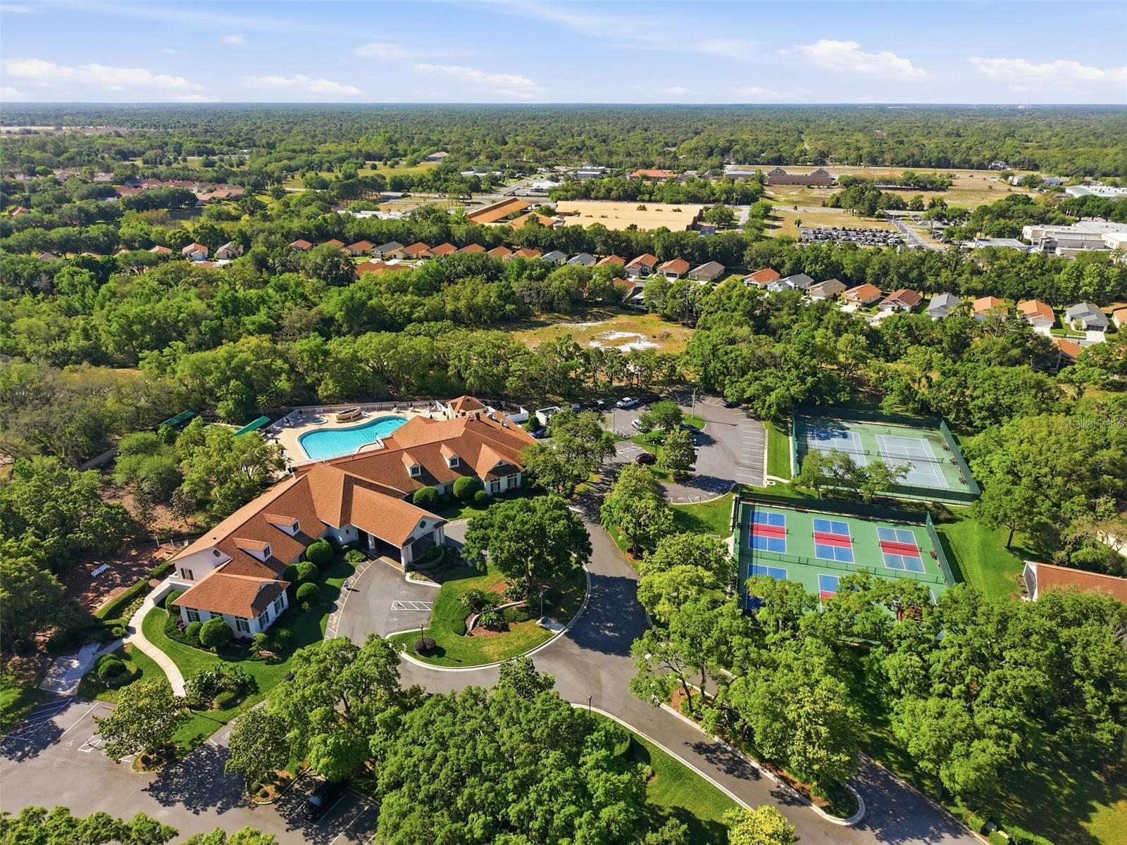 WELLINGTON AT SEVEN HILLS PH 2 - Residential