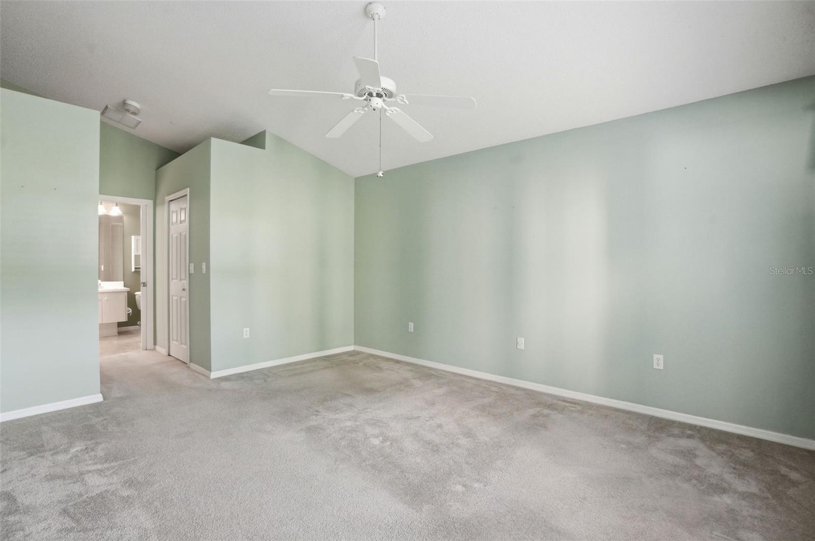WELLINGTON AT SEVEN HILLS PH 2 - Residential
