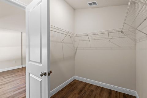 Tiny photo for 5395 SE 91st Street, Ocala, FL 34480 (MLS # V4946436)