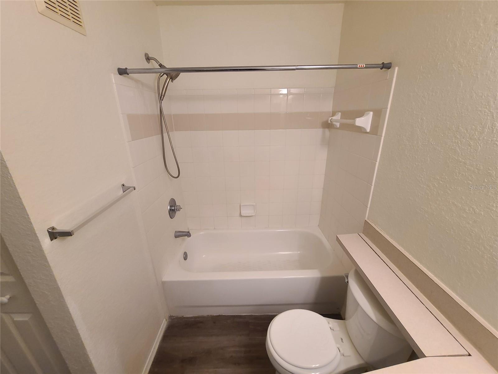 BELMONT AT RYALS CHASE CONDO - Residential Lease