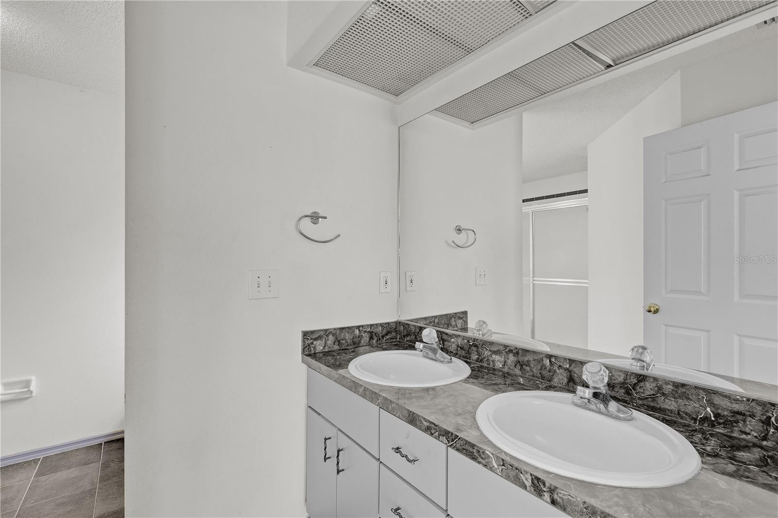 FLORIDA GARDEN LANDS REV M - Residential