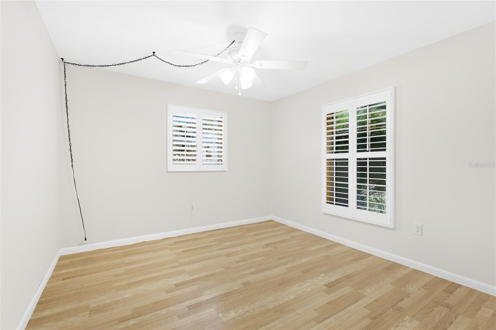 LAKE IN THE WOODS - Residential