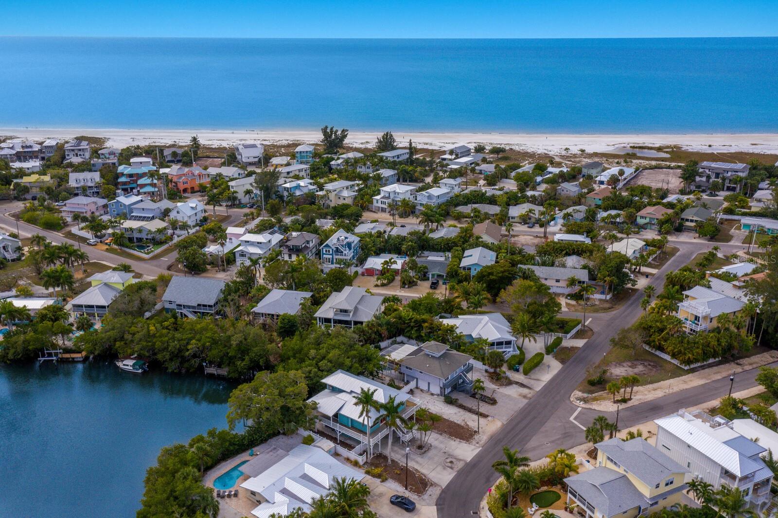 LUANA ISLES 1ST ADD - Residential