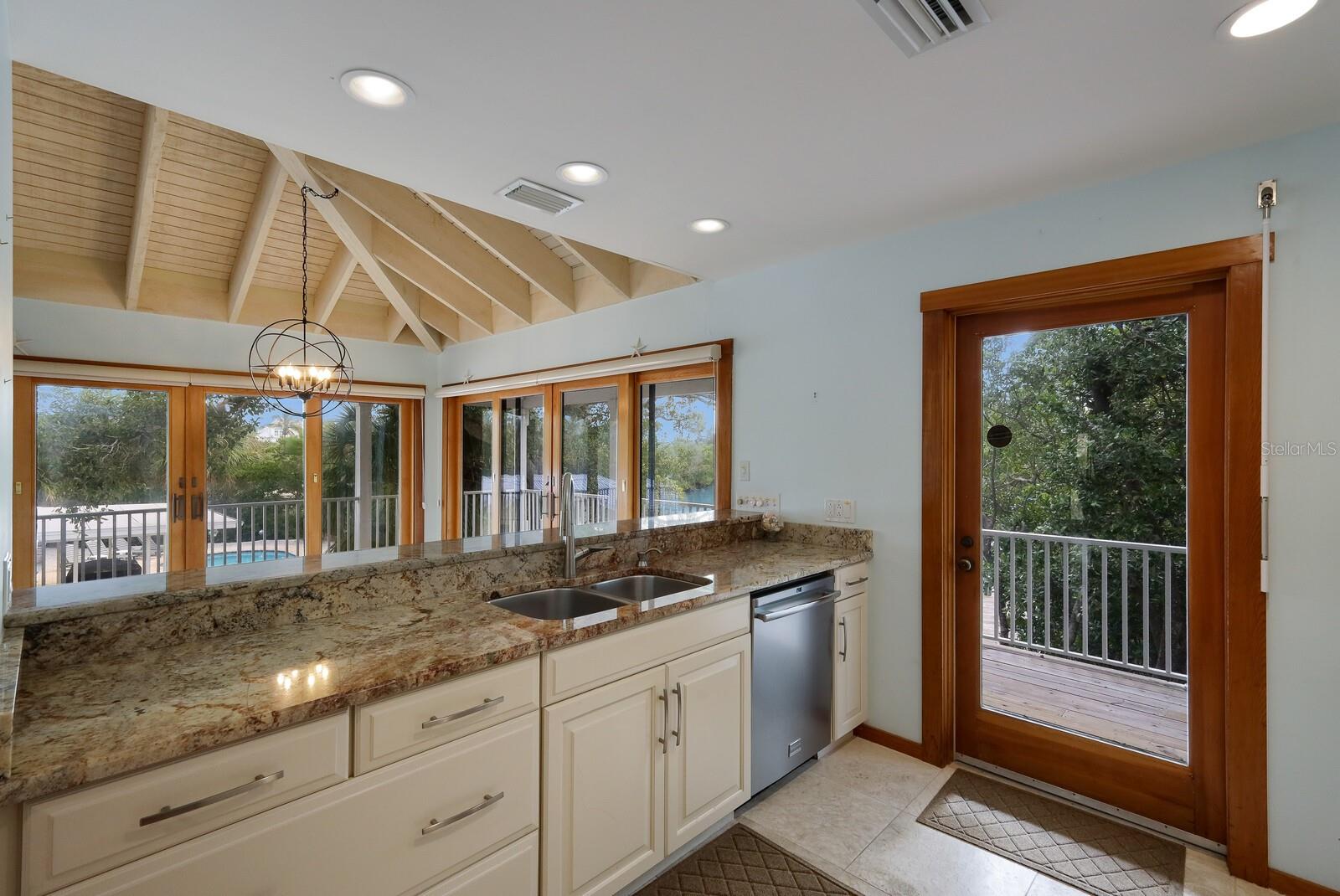 LUANA ISLES 1ST ADD - Residential