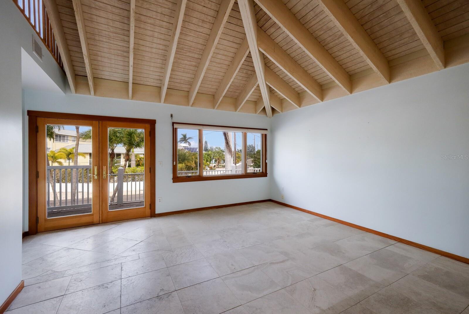 LUANA ISLES 1ST ADD - Residential