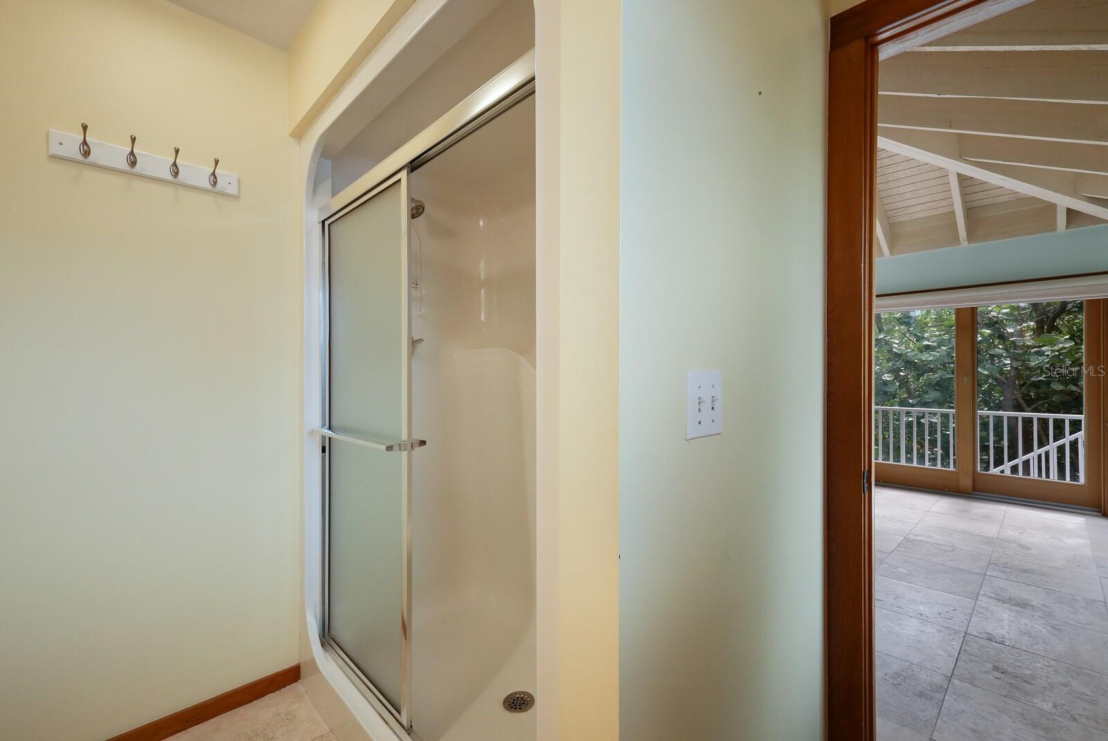 LUANA ISLES 1ST ADD - Residential