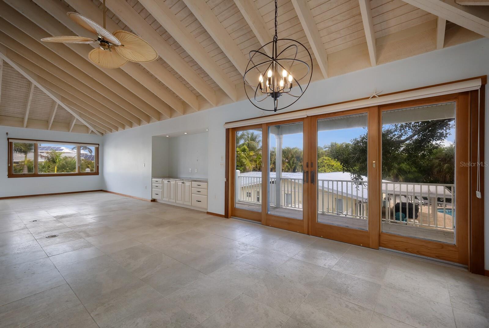 LUANA ISLES 1ST ADD - Residential