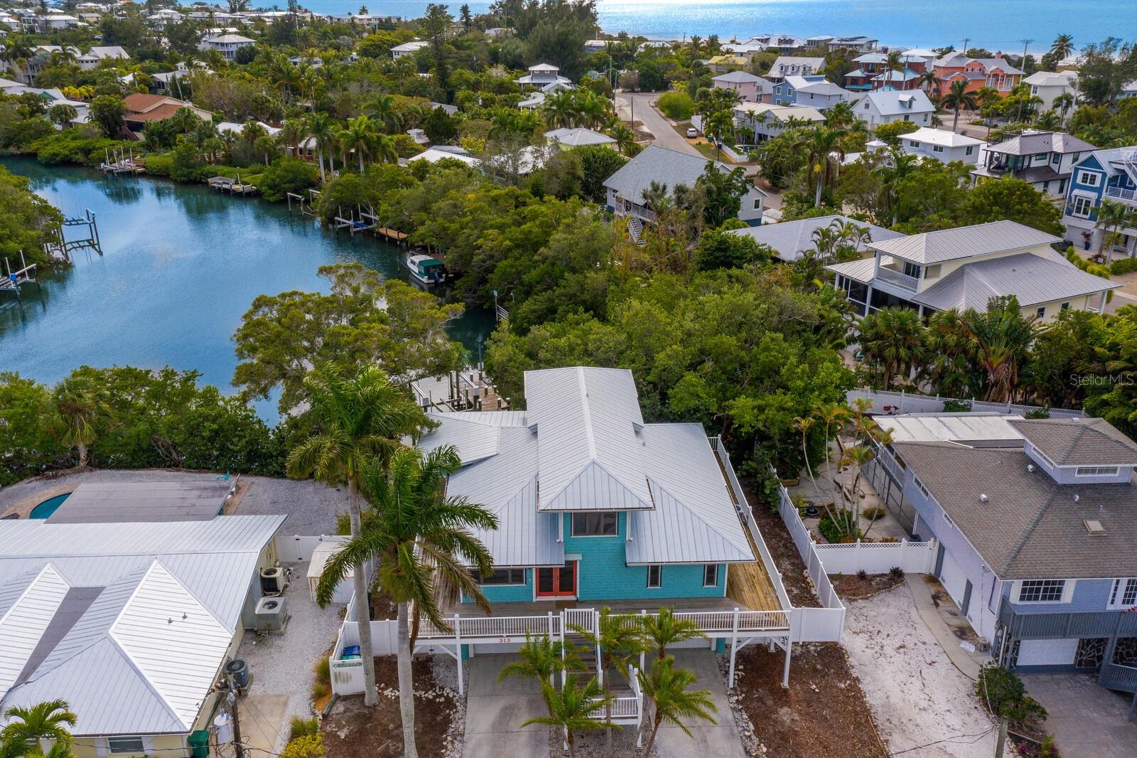 LUANA ISLES 1ST ADD - Residential