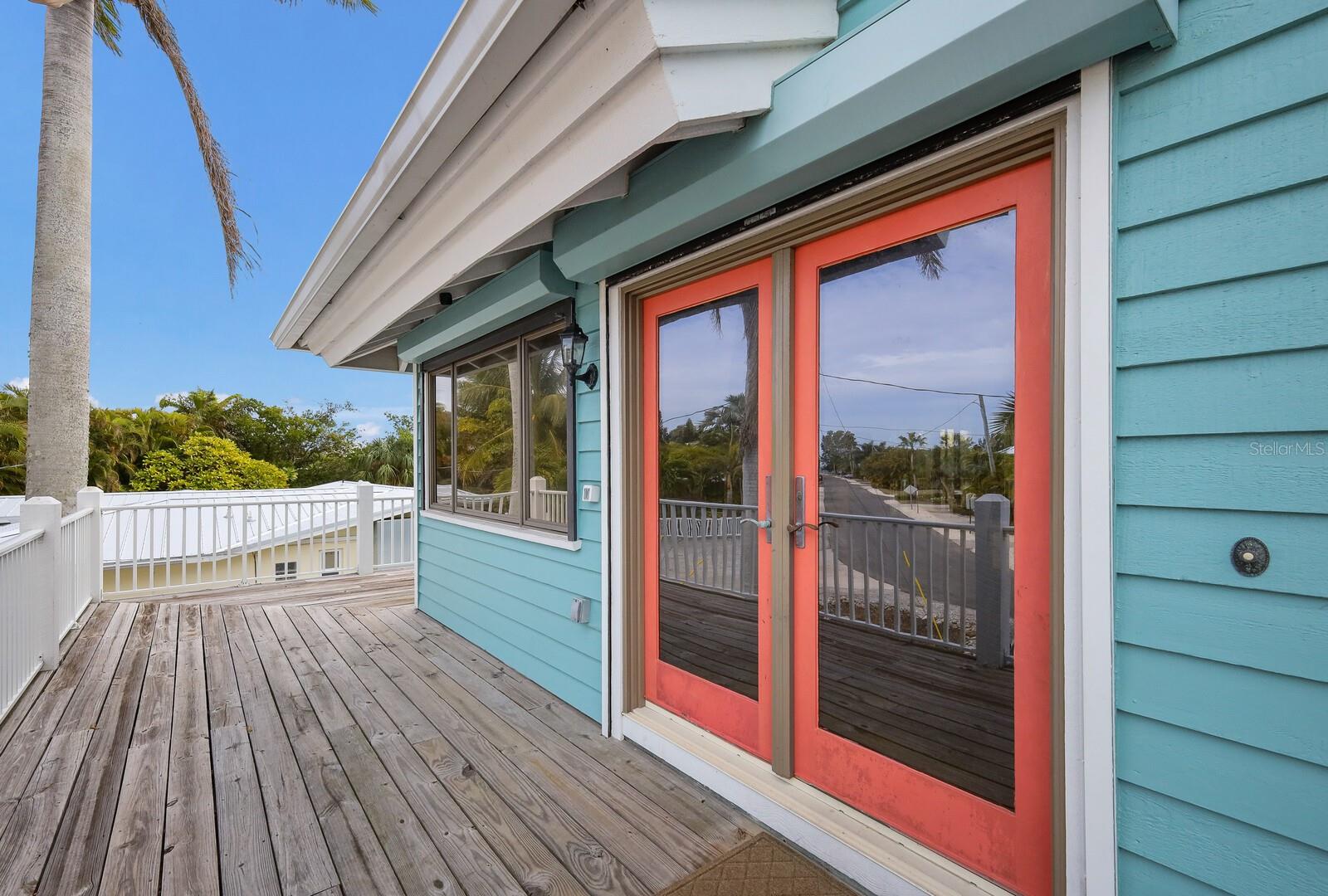LUANA ISLES 1ST ADD - Residential