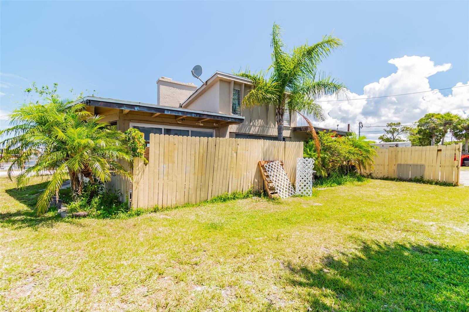 5325 TREADWAY DRIVE
