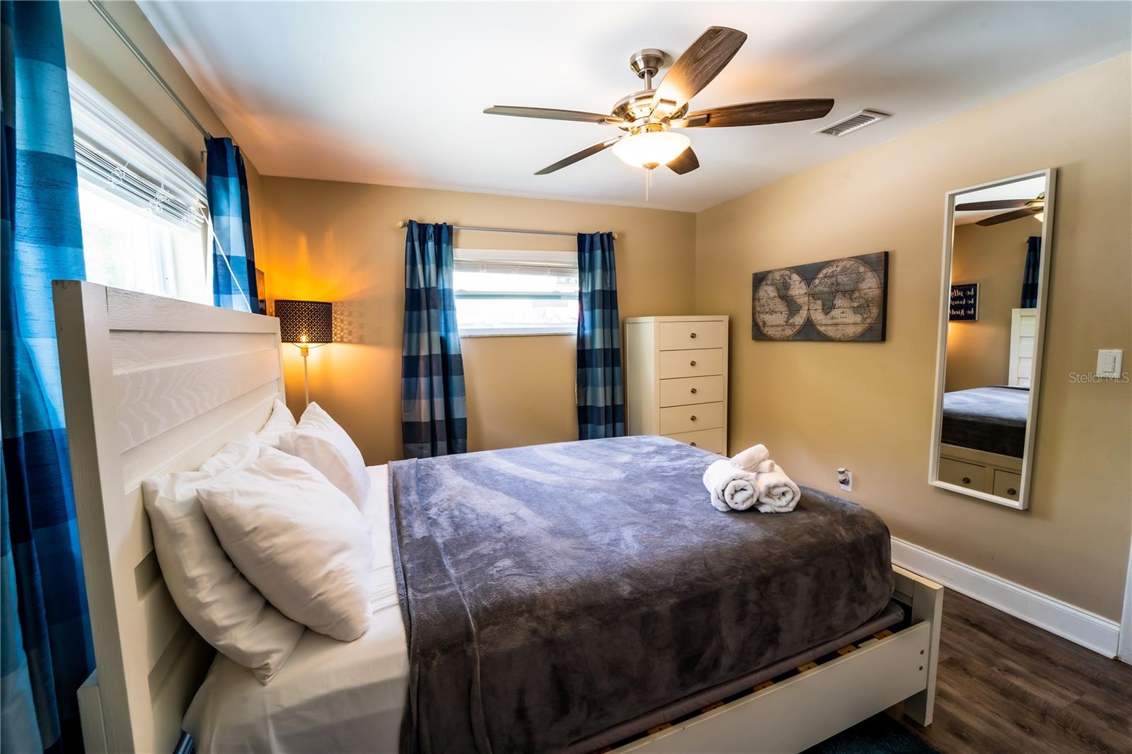 IDLE GROVE PARK UNIT 1 CORR - Residential