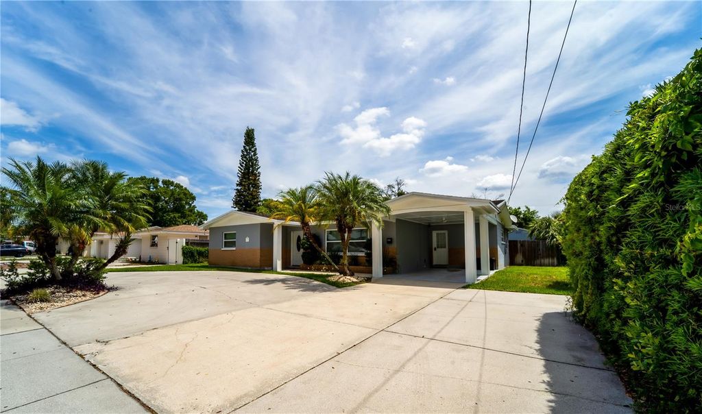 Photo of 6007 N Himes Avenue, Tampa, FL 33614 (MLS # TB8501558)