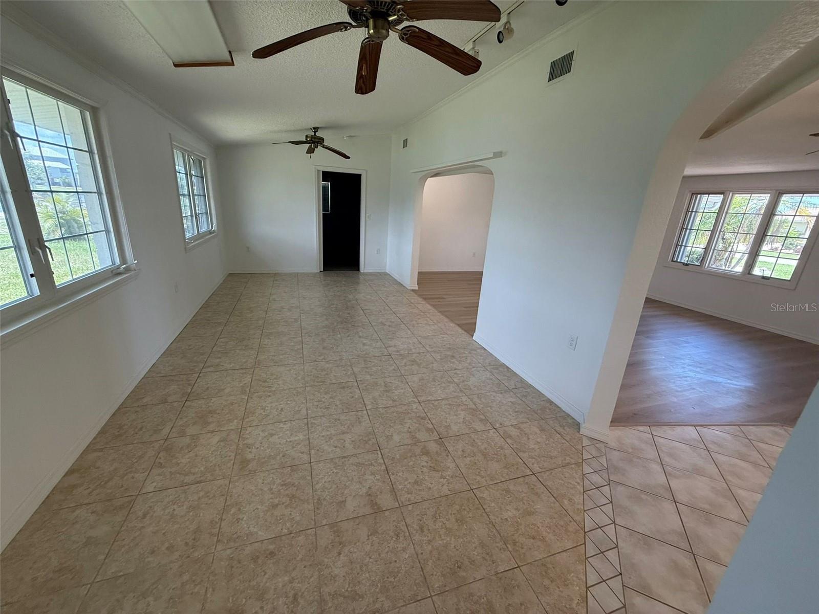 PORT CHARLOTTE SEC 039 - Residential Lease