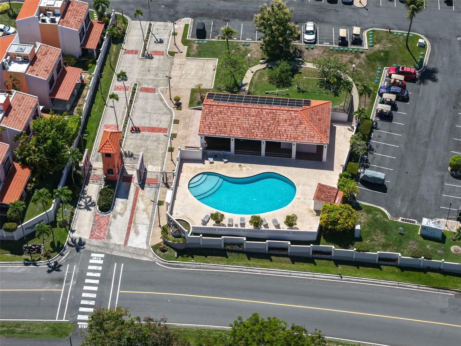 150 PALMAS DRIVE 124
