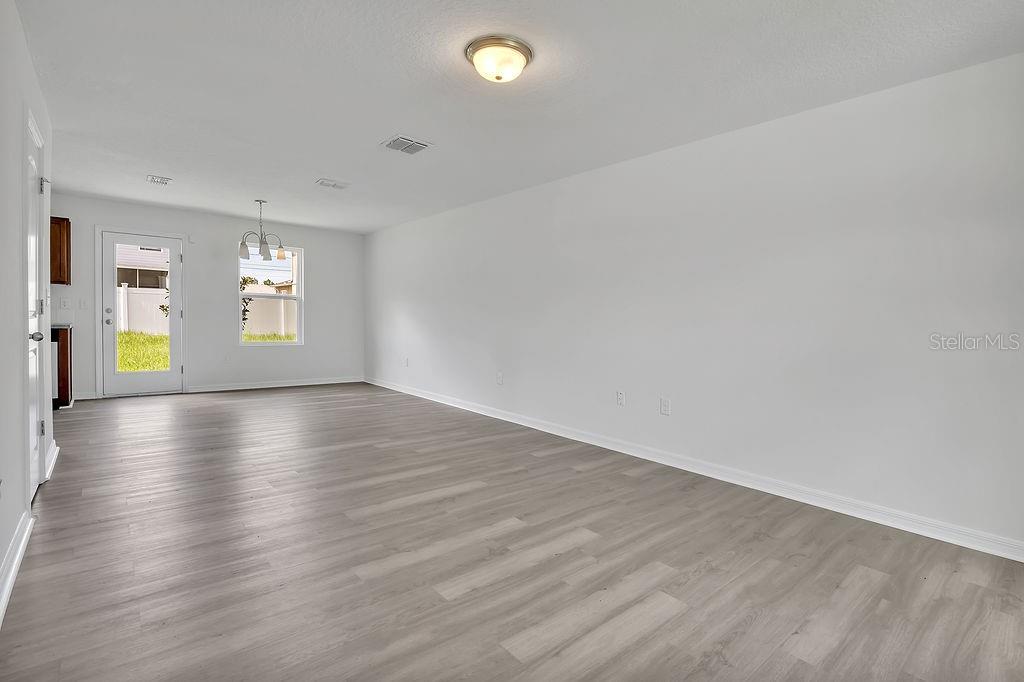 303 ANCHOVIE COURT