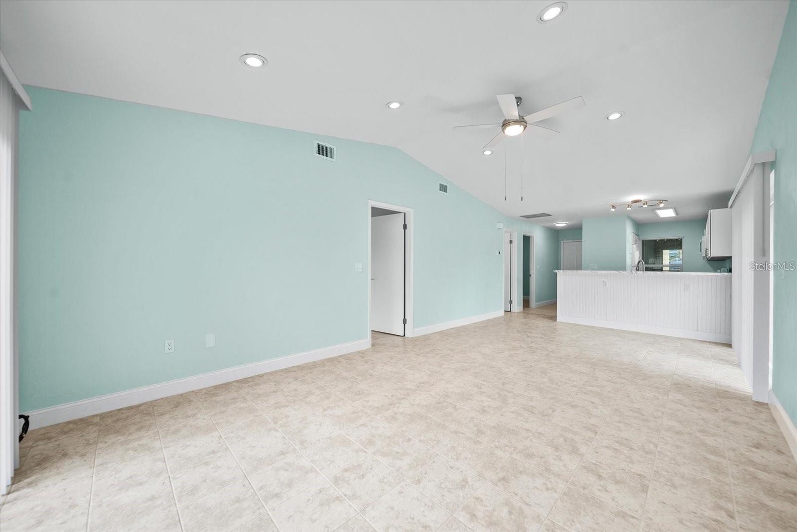 PEBBLE BEACH VILLAGE SUB - Residential