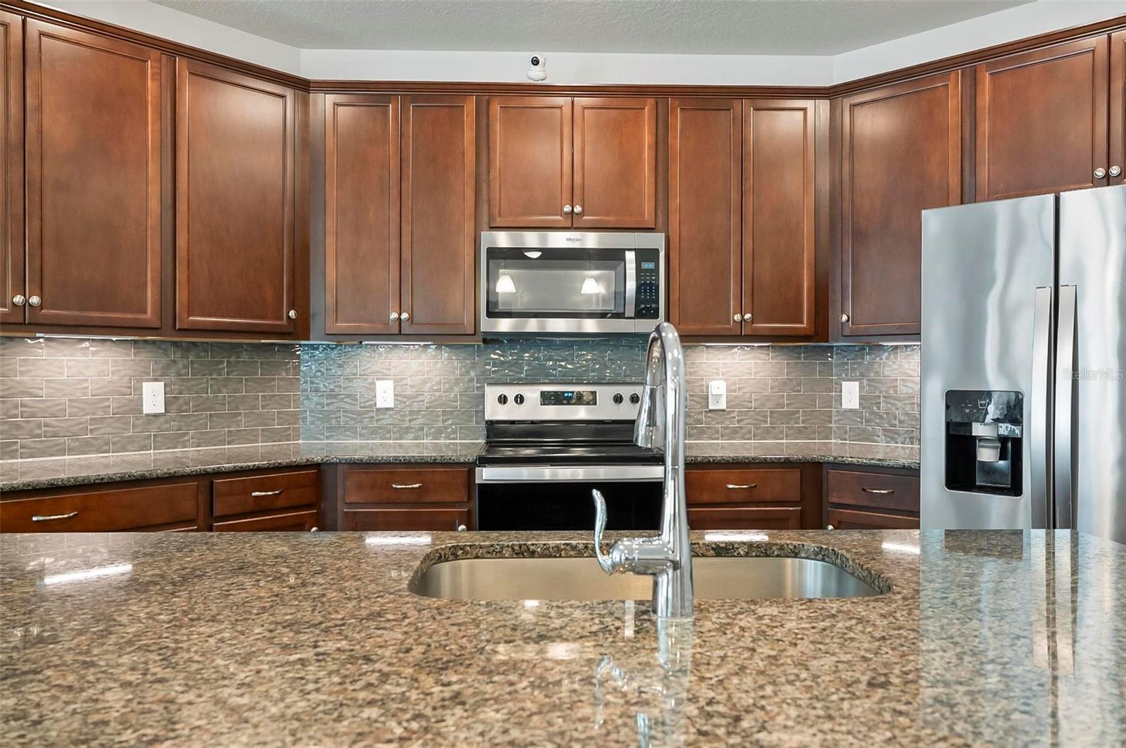 40 OAKLEAF WAY