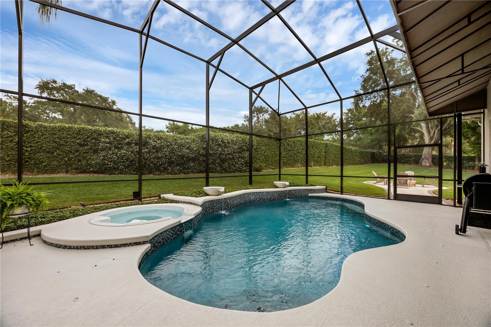 SUNSET BAY - Residential