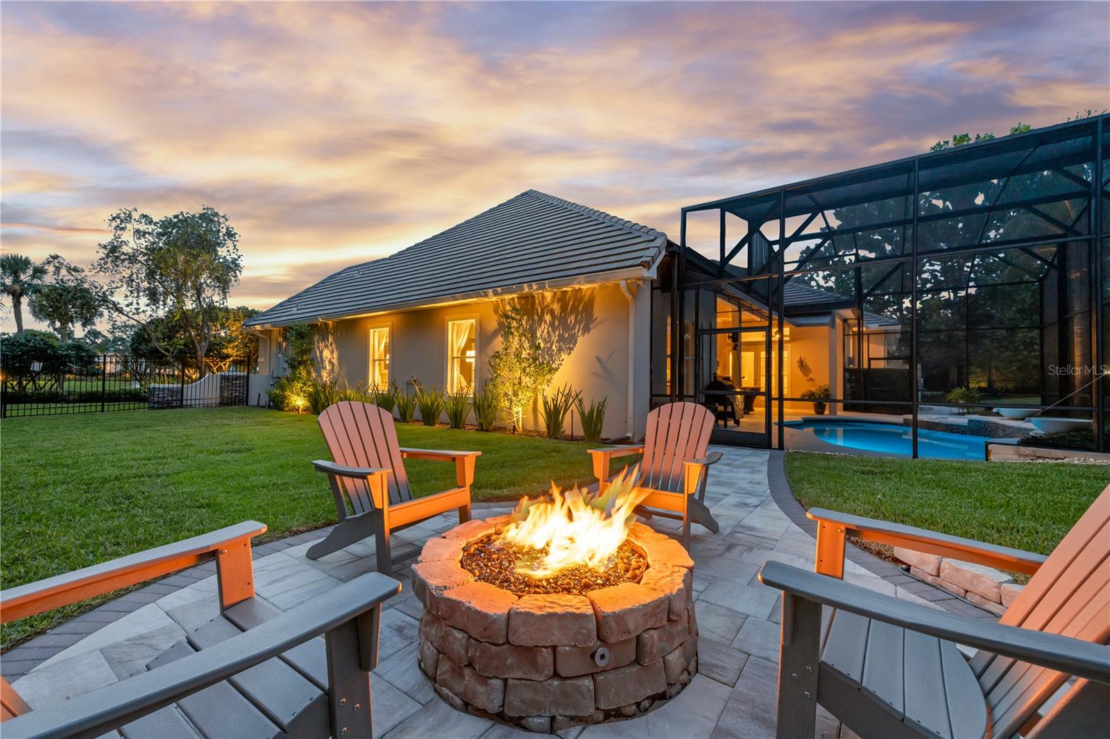 SUNSET BAY - Residential