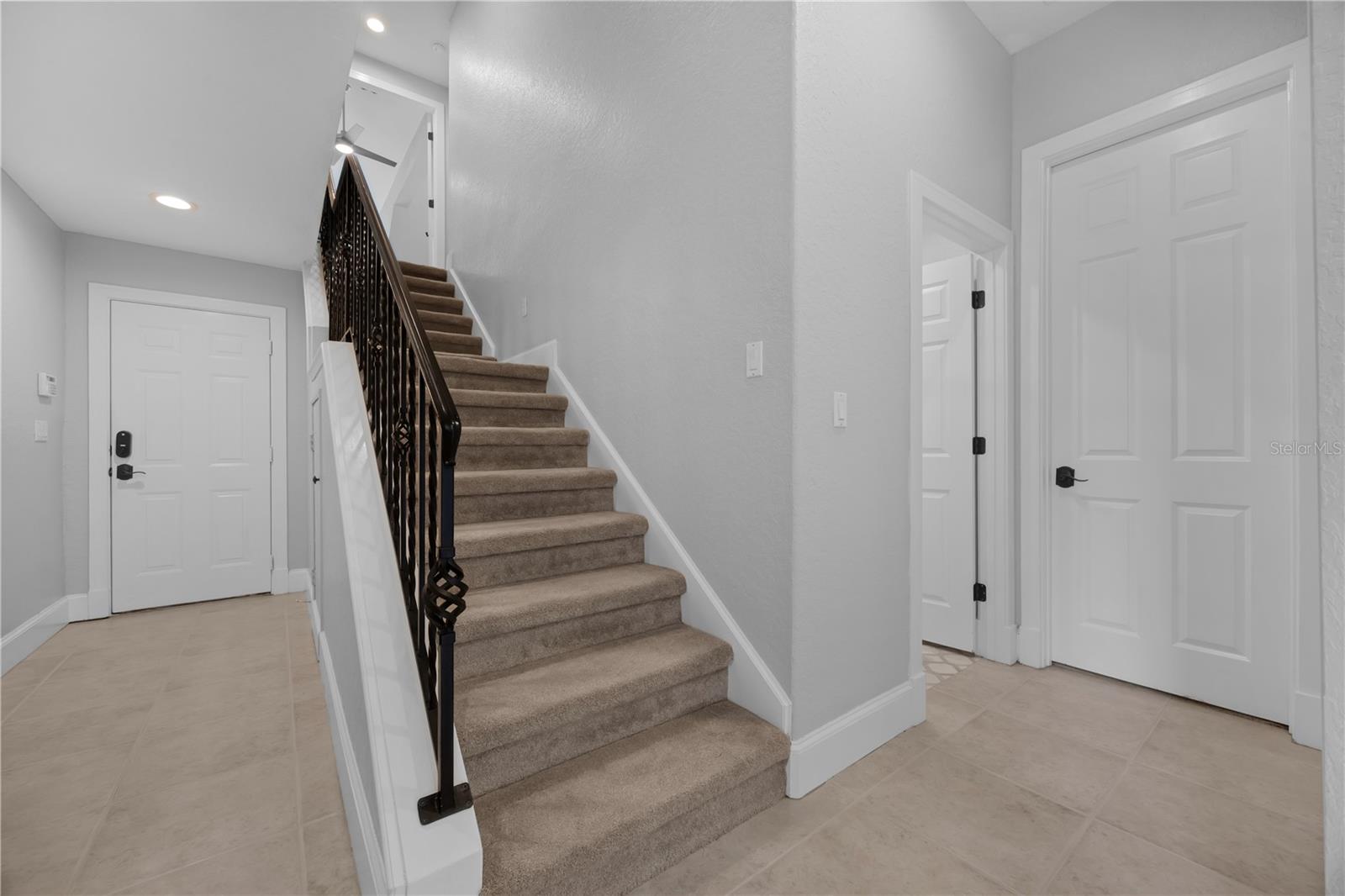 SUNSET BAY - Residential