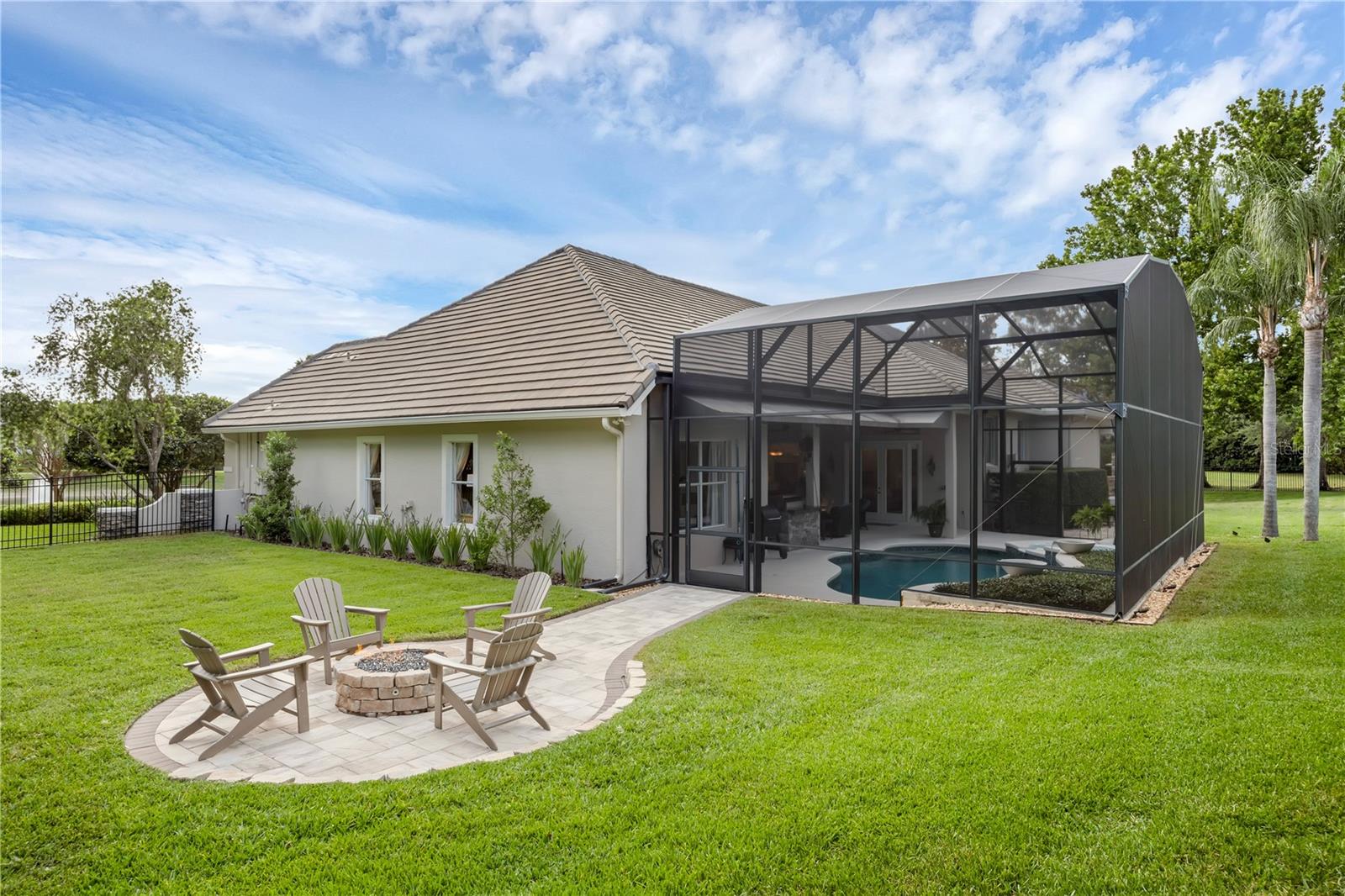 SUNSET BAY - Residential