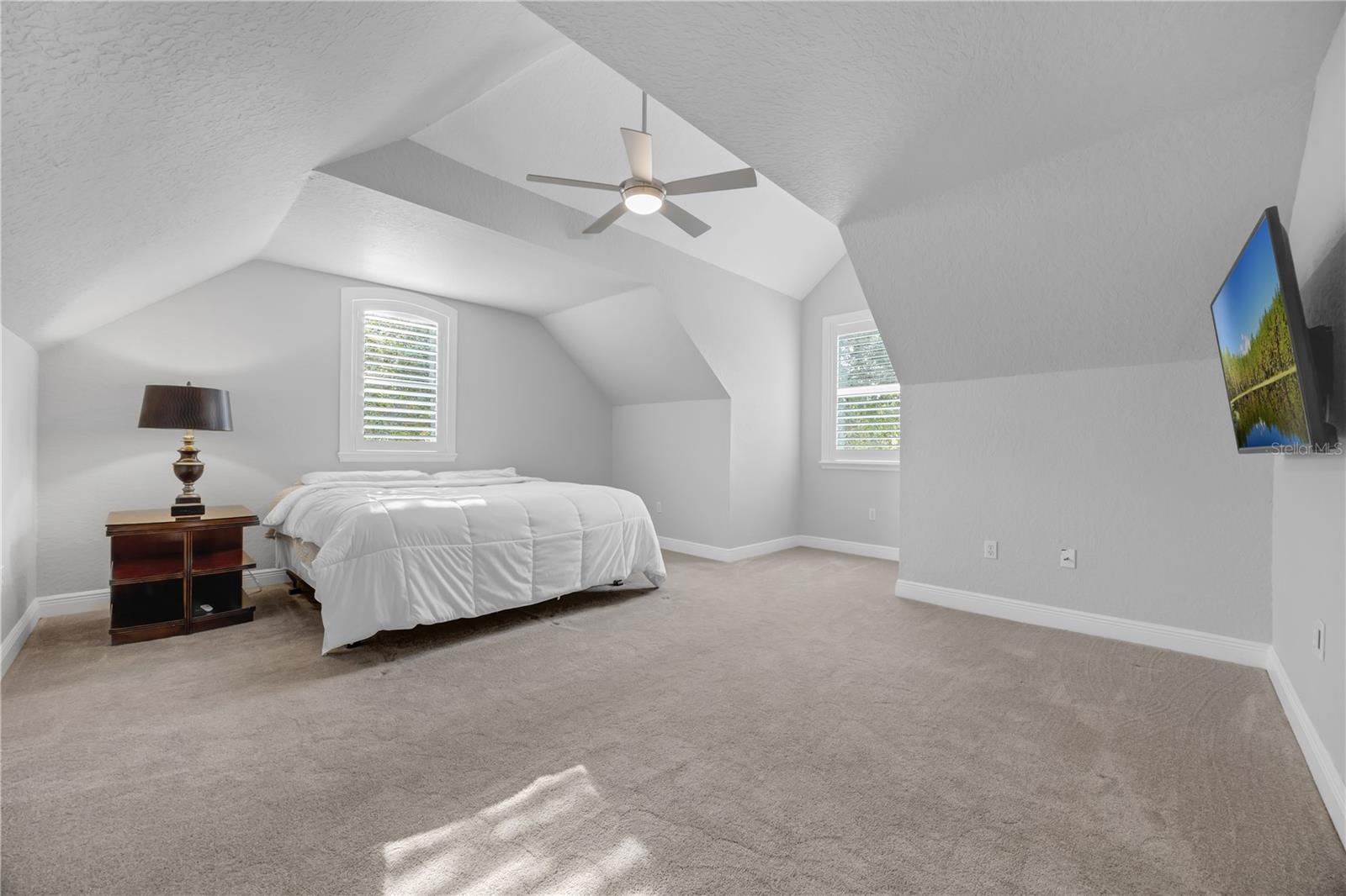 SUNSET BAY - Residential