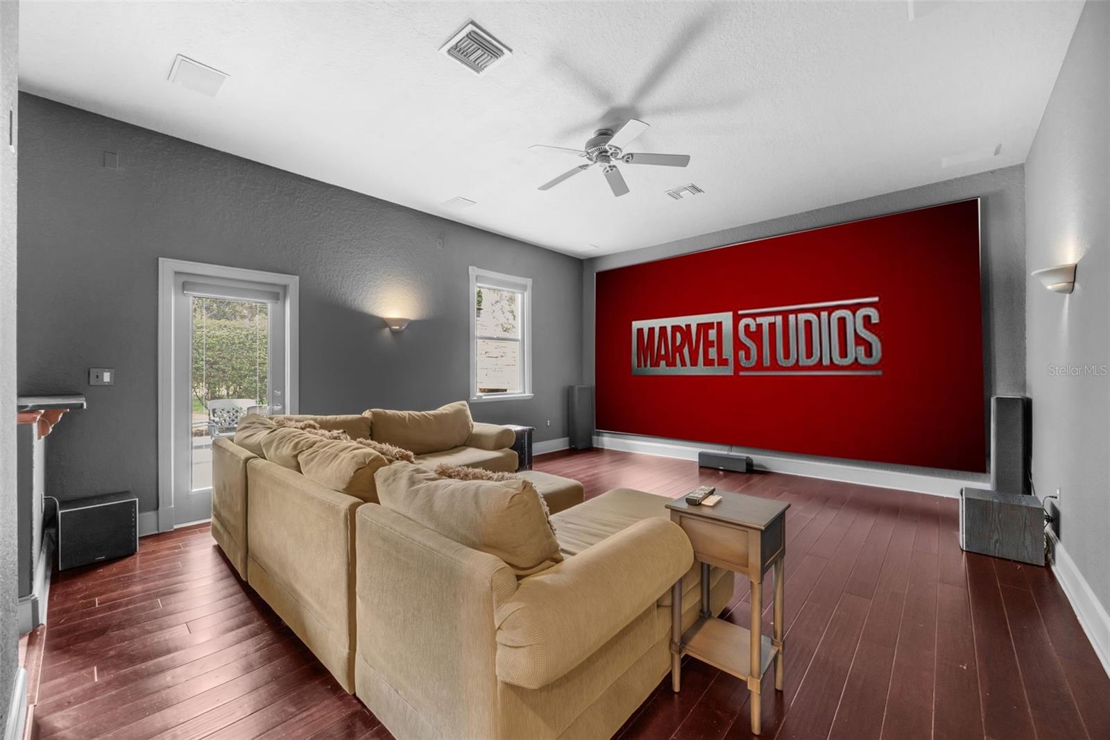 SUNSET BAY - Residential