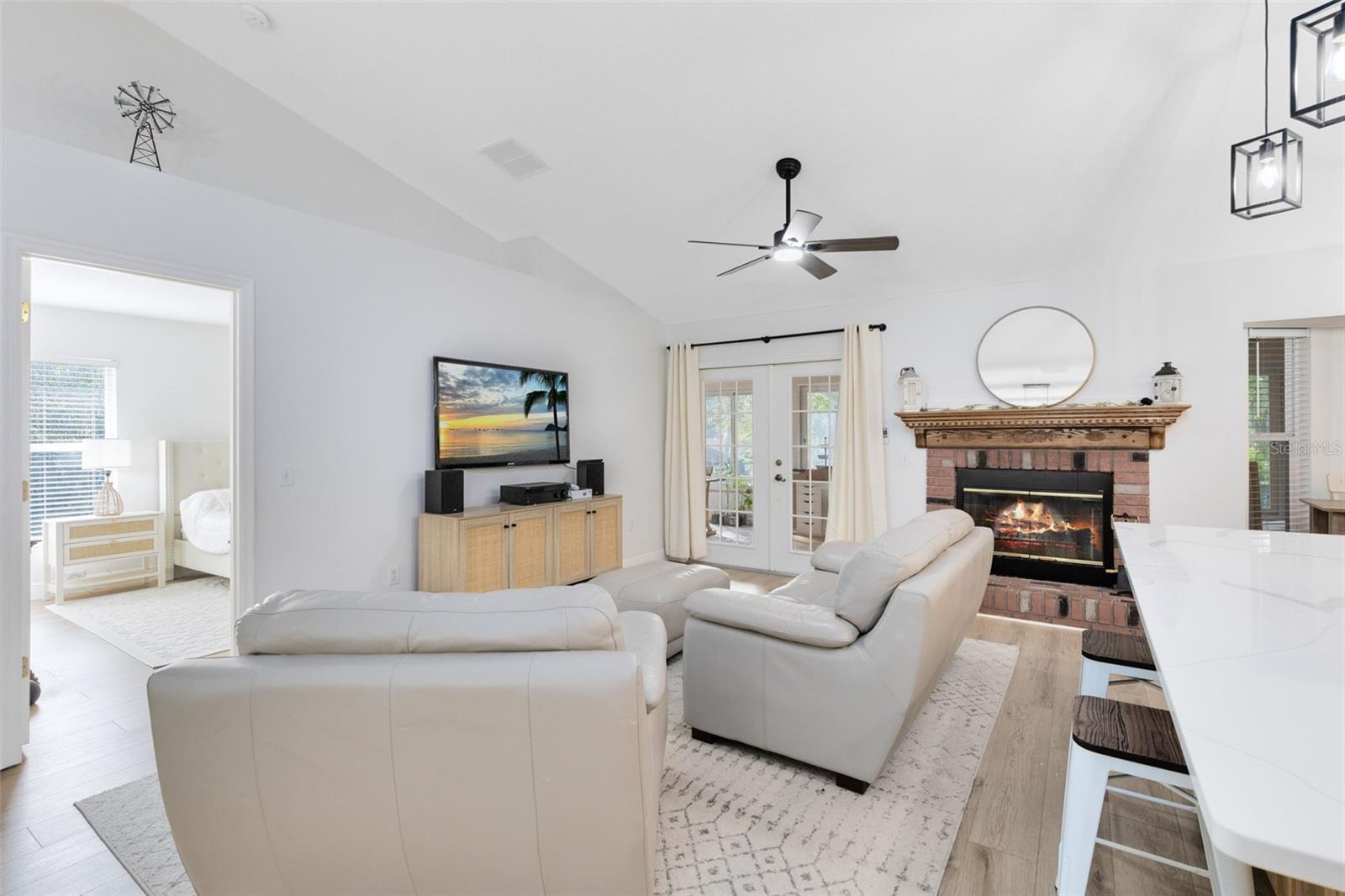 OSCEOLA BLUFF NORTH 5 ACRE DEV 45 PARCELS - Residential