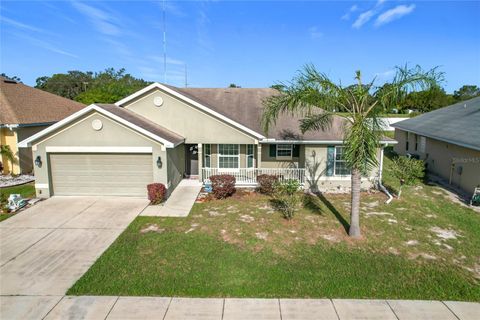 A home in WINTER HAVEN