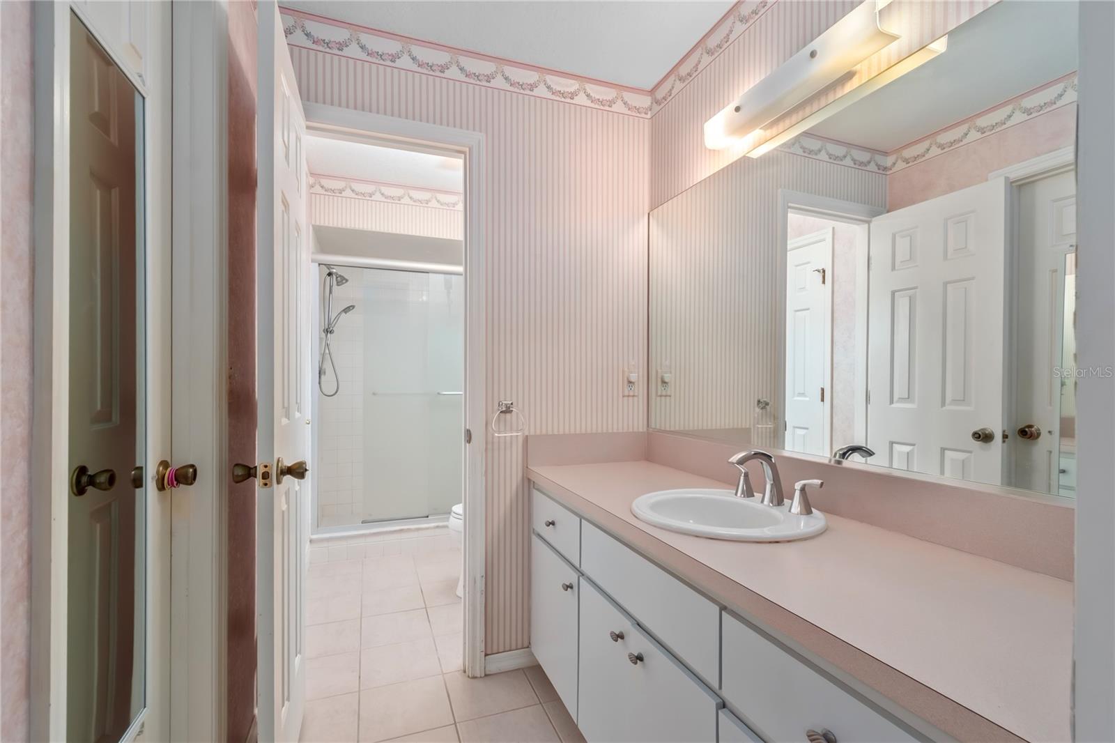 SPRUCE CRK SOUTH 08 - Residential