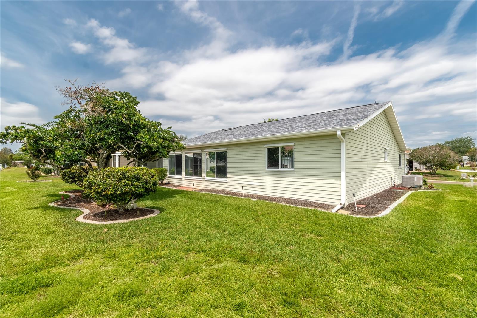 SPRUCE CRK SOUTH 08 - Residential