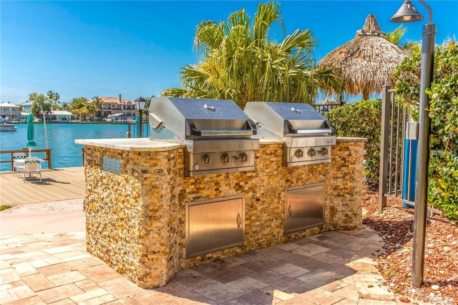 736 ISLAND WAY CONDO - Residential