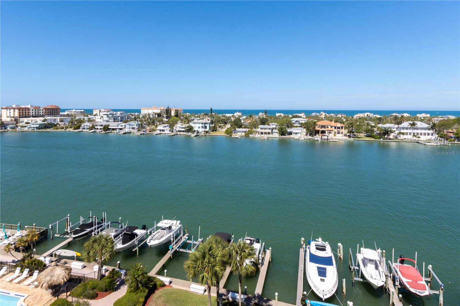736 ISLAND WAY CONDO - Residential