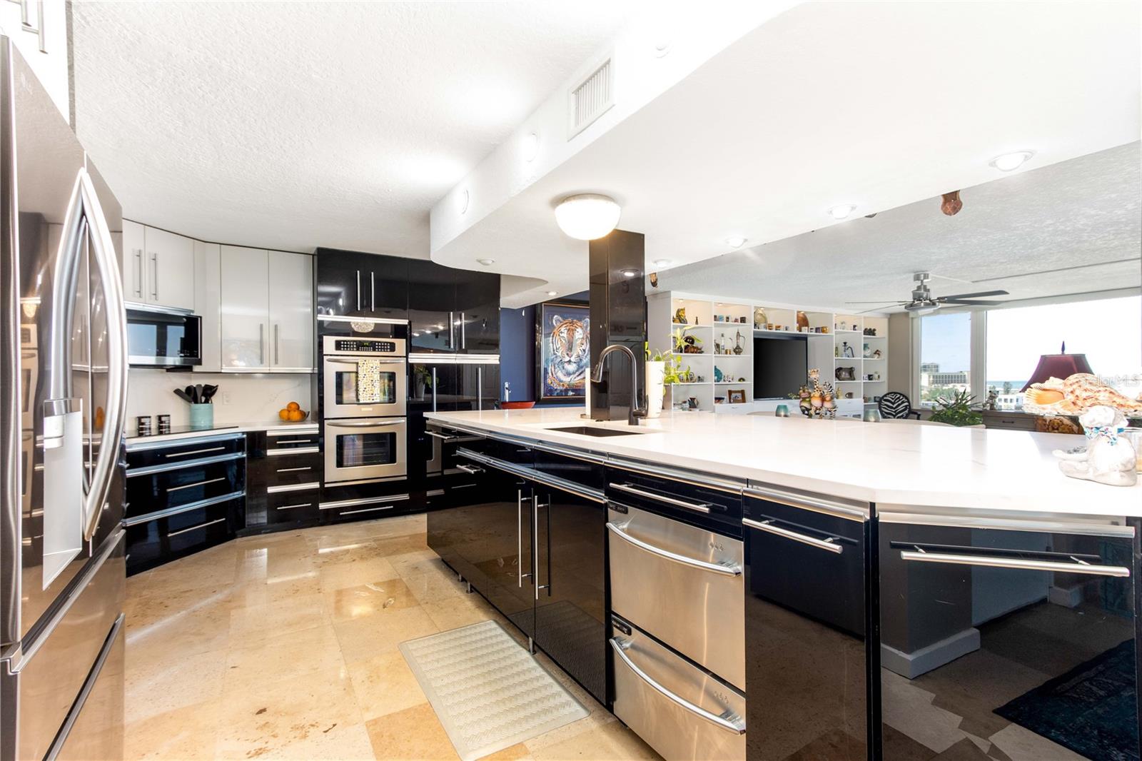 736 ISLAND WAY CONDO - Residential