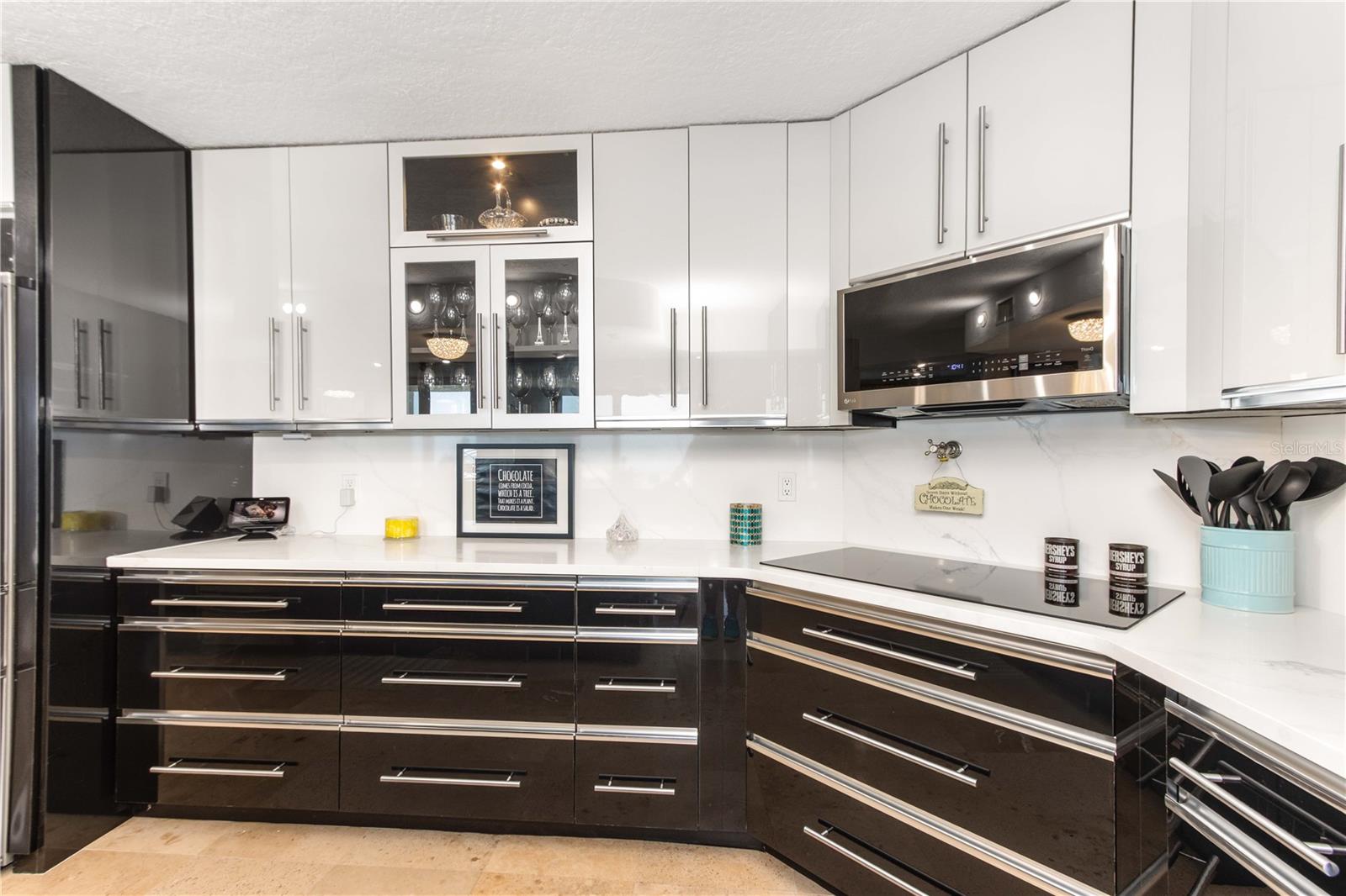 736 ISLAND WAY CONDO - Residential