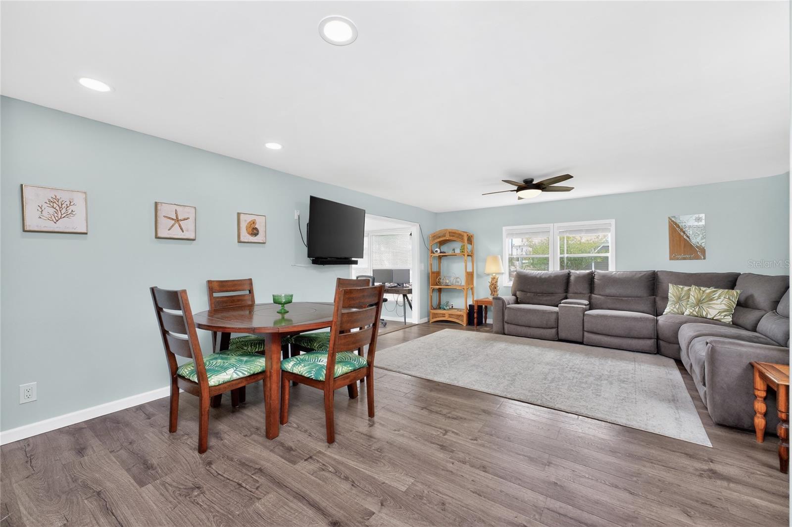 MOBILE GARDENS 1ST ADD - Residential