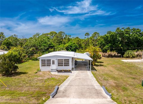 Photo of 258 Via De Luna, Englewood, FL 34224 (MLS # D6146909)