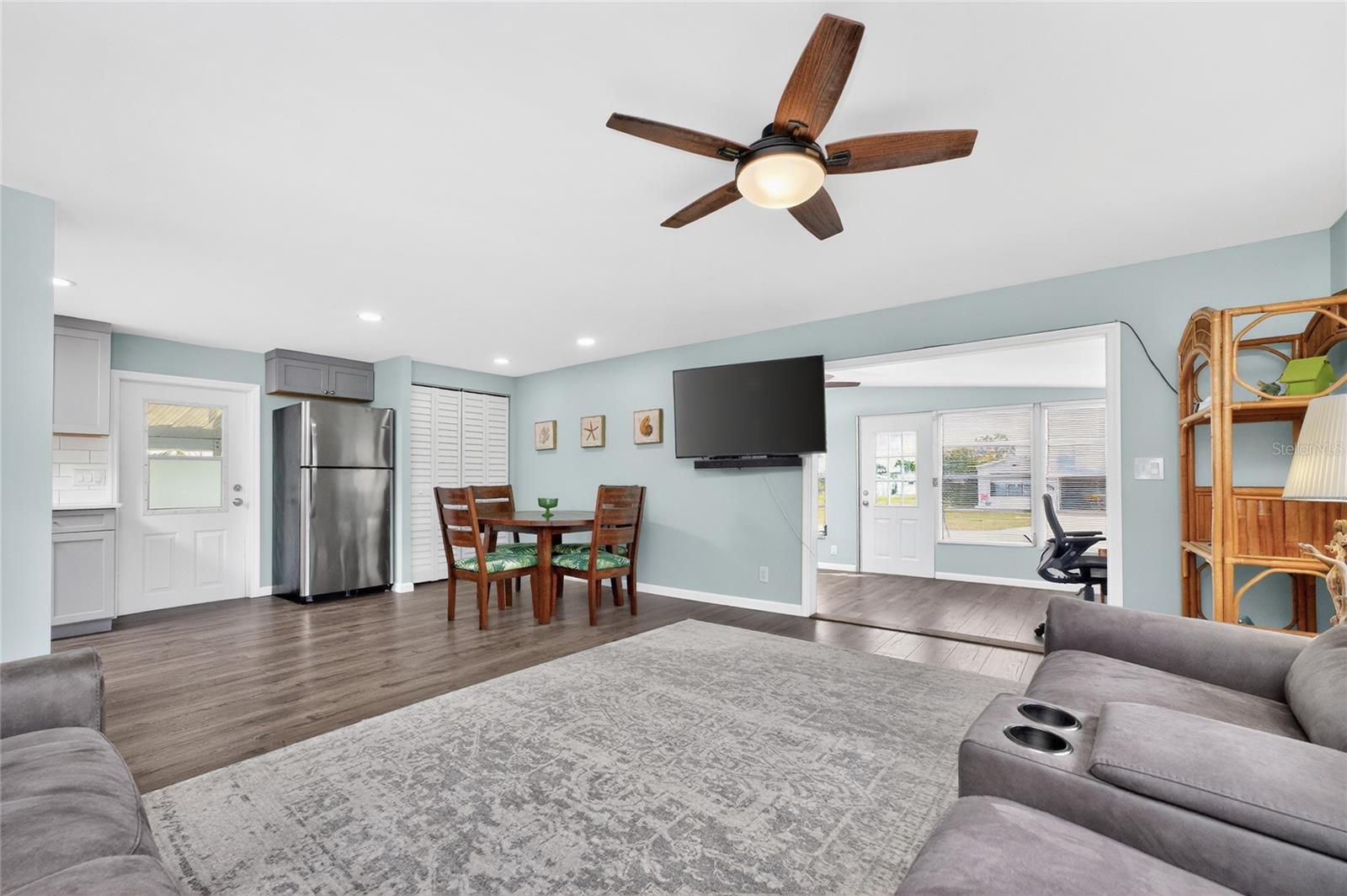 MOBILE GARDENS 1ST ADD - Residential