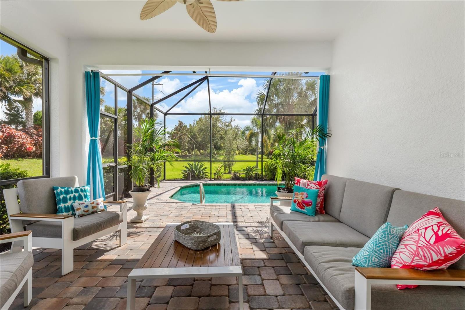 HAMMOCK PRESERVE - Residential