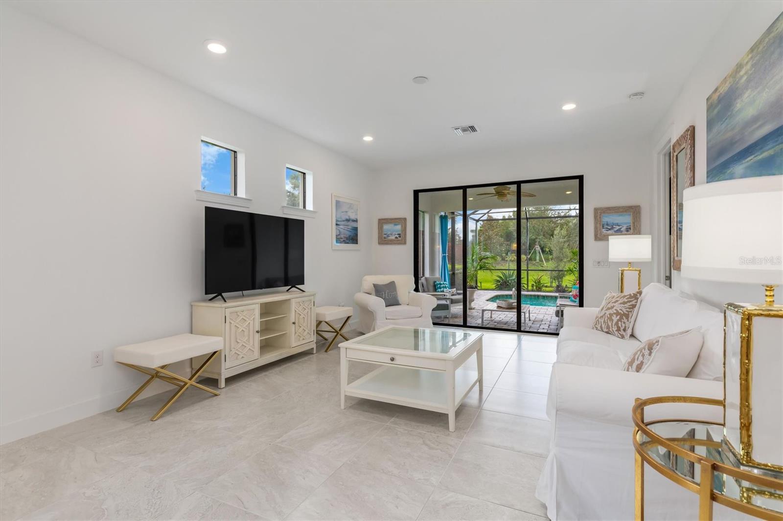 HAMMOCK PRESERVE - Residential