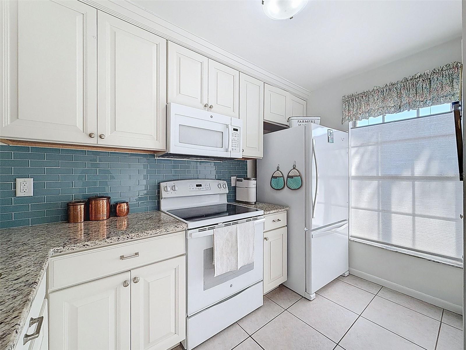 SUNNYBROOK CONDO 03 - Residential