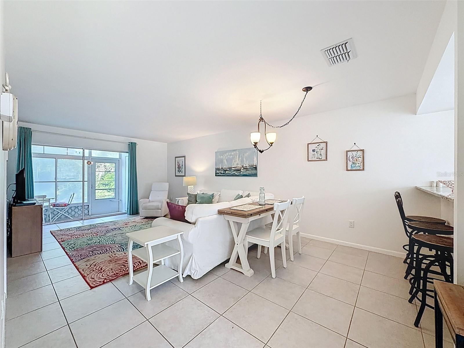 SUNNYBROOK CONDO 03 - Residential