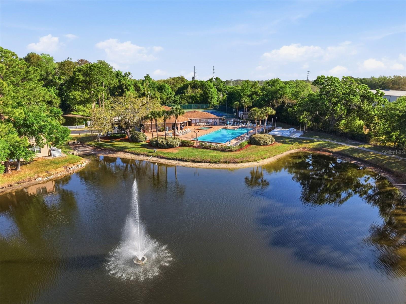 SUNNYBROOK CONDO 03 - Residential