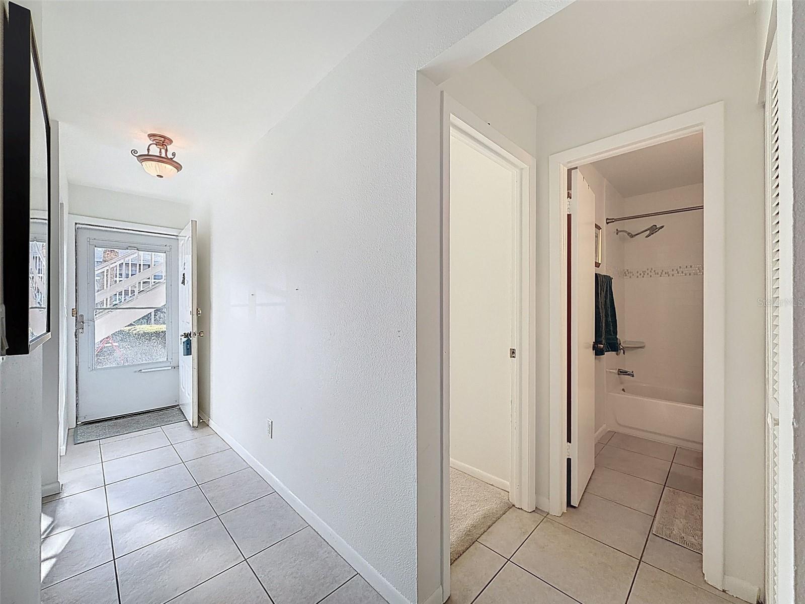 SUNNYBROOK CONDO 03 - Residential