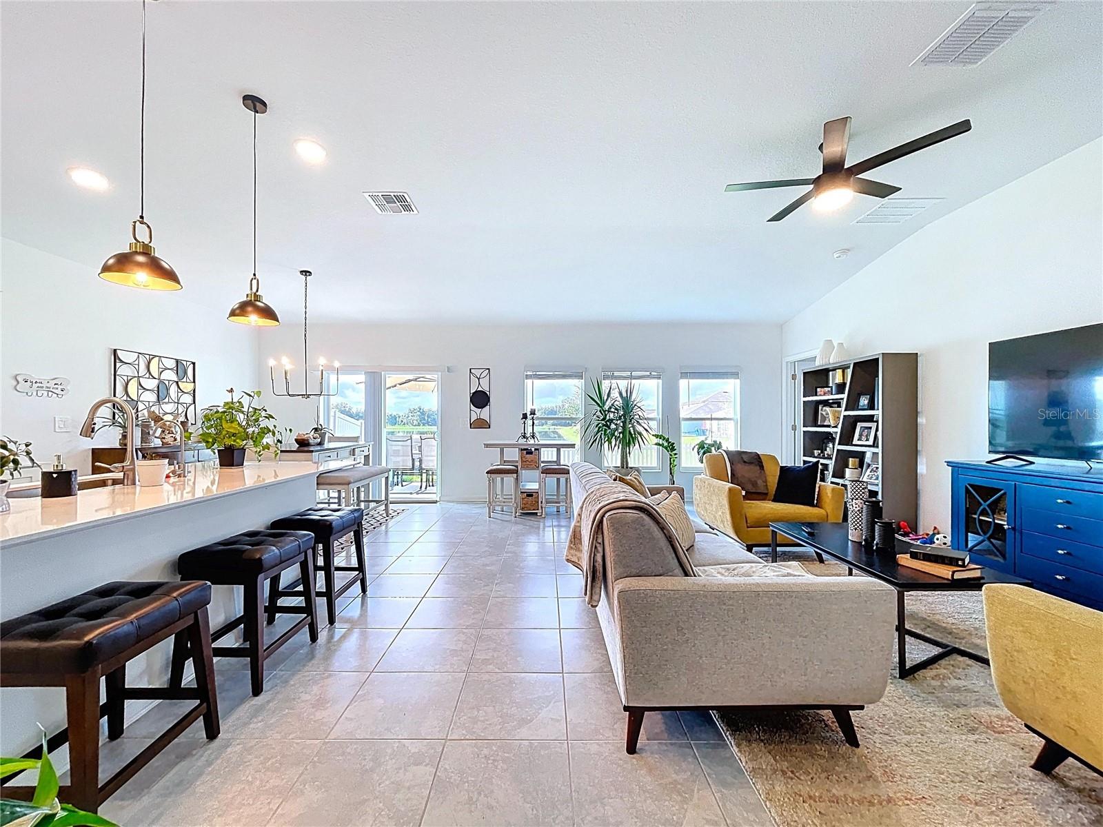 RANCHES/LK MCLEOD II - Residential Lease