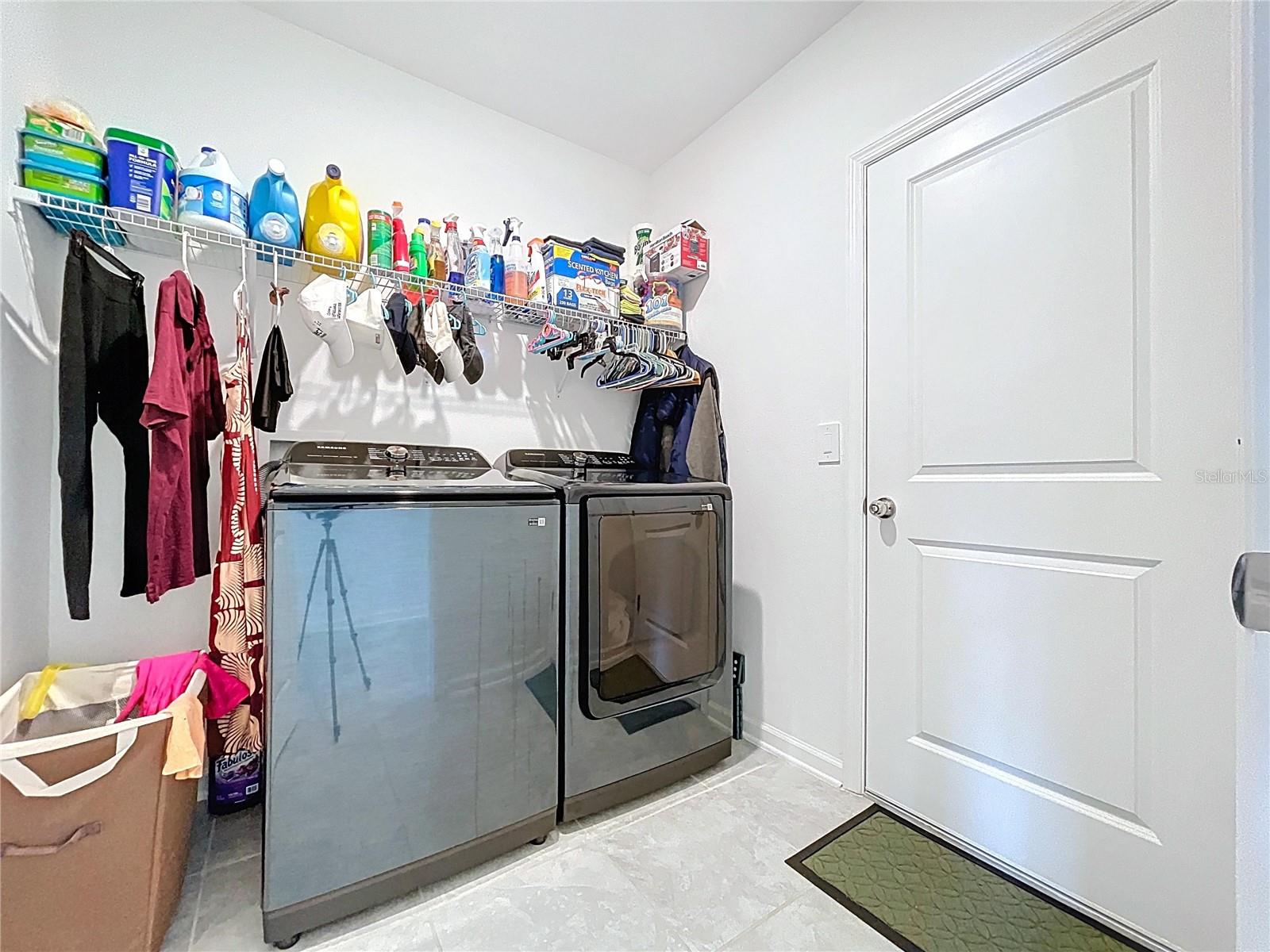 RANCHES/LK MCLEOD II - Residential Lease