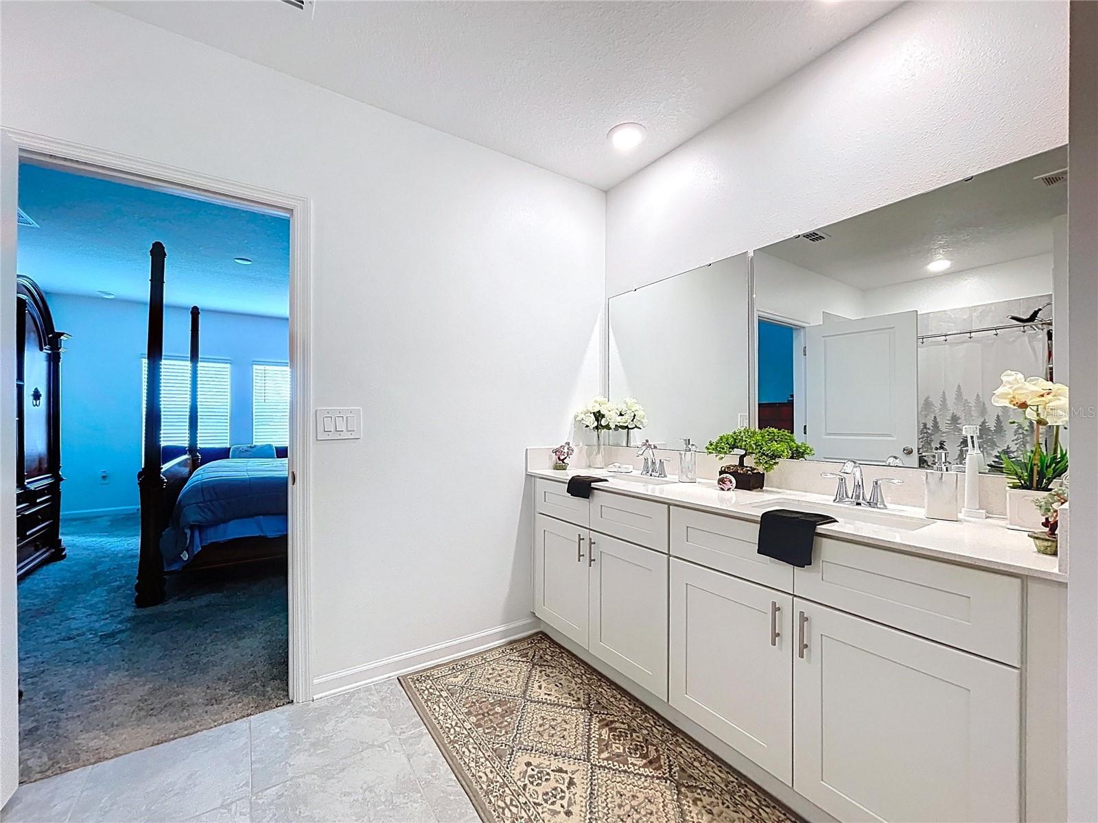 RANCHES/LK MCLEOD II - Residential Lease